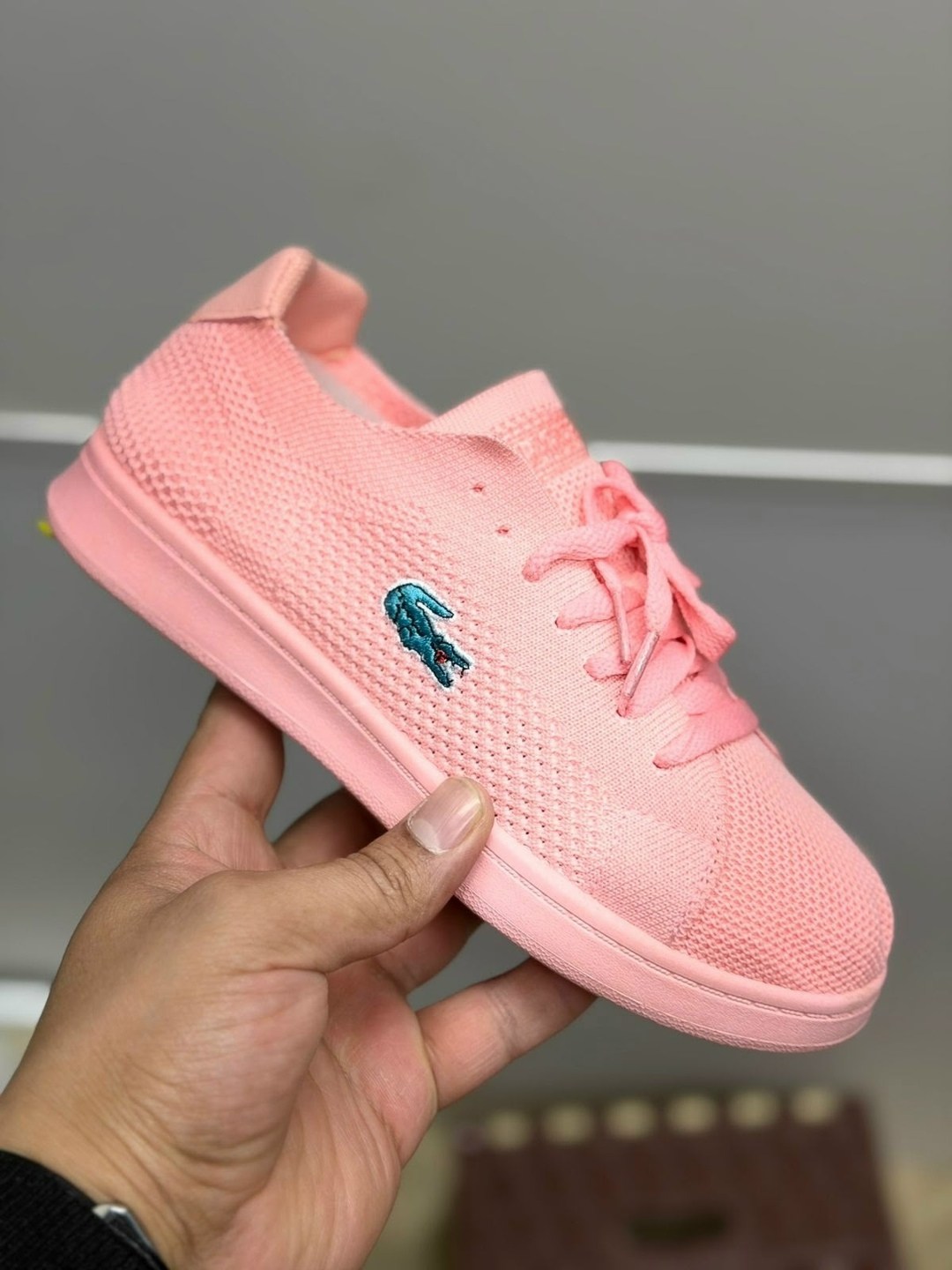 ,кроссовки lacoste,лакоста кеды розовые,женские кроссовки,лакоста кроссовки женские разноцветные