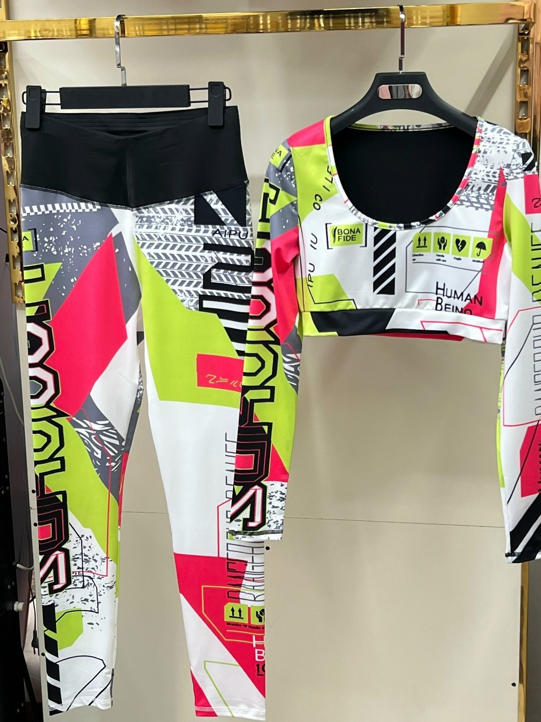 костюм для фитнеса,костюм для фитнеса женский,одежда для фитнеса,bellatica одежда для фитнеса,спортивная одежда для фитнеса