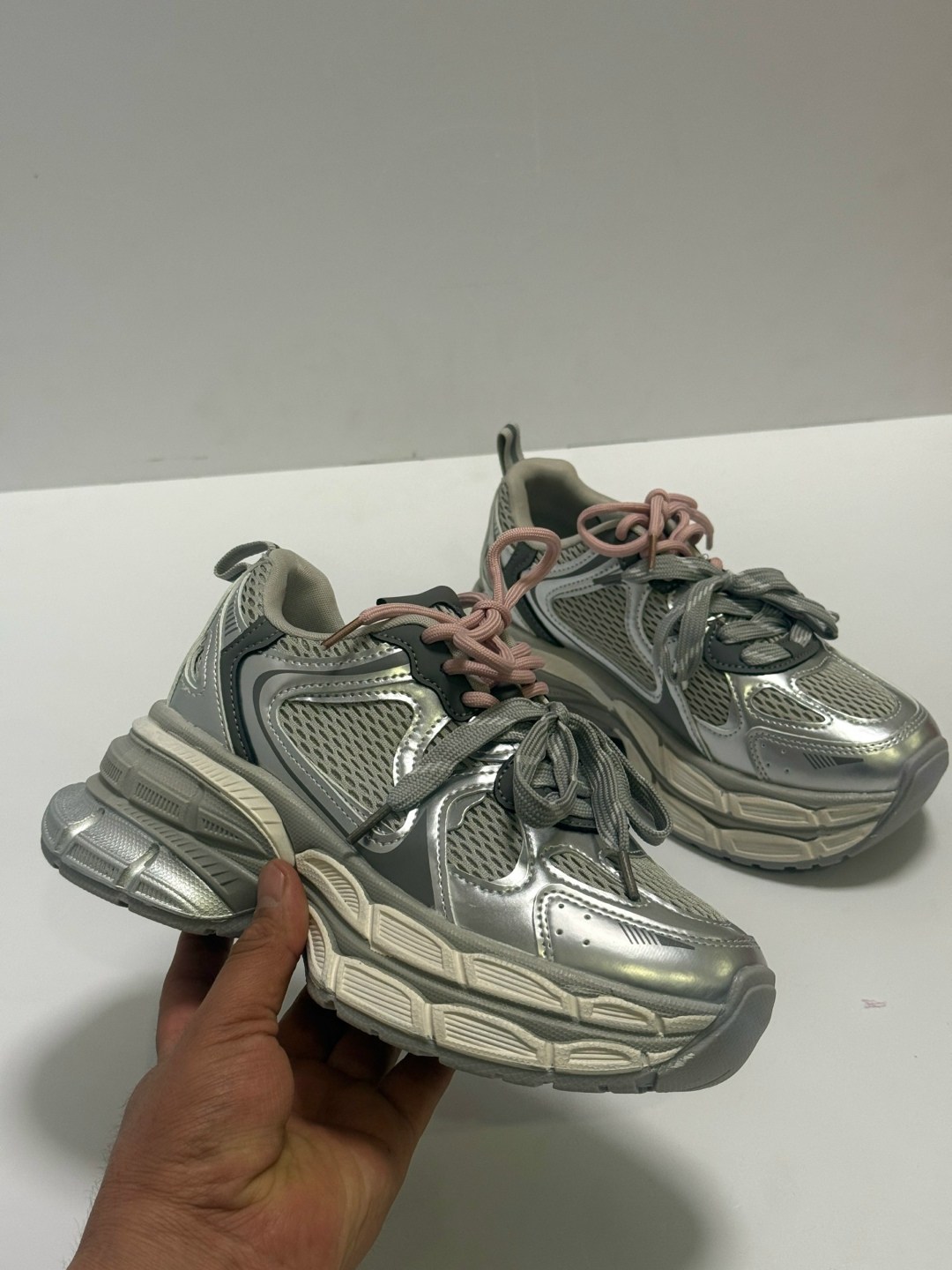 кроссовки женские,кроссовки,массивные кроссовки,массивные кроссовки женские,