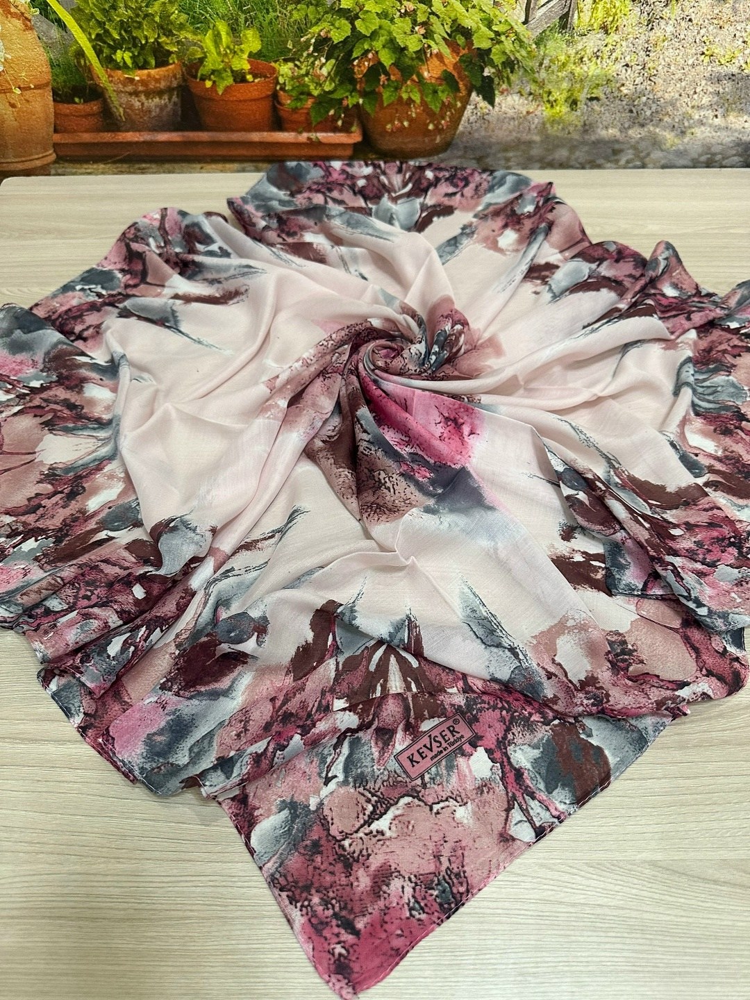 шарфы и платки,платки женские,платок женский шелковый,платок палантин,платки шелковые