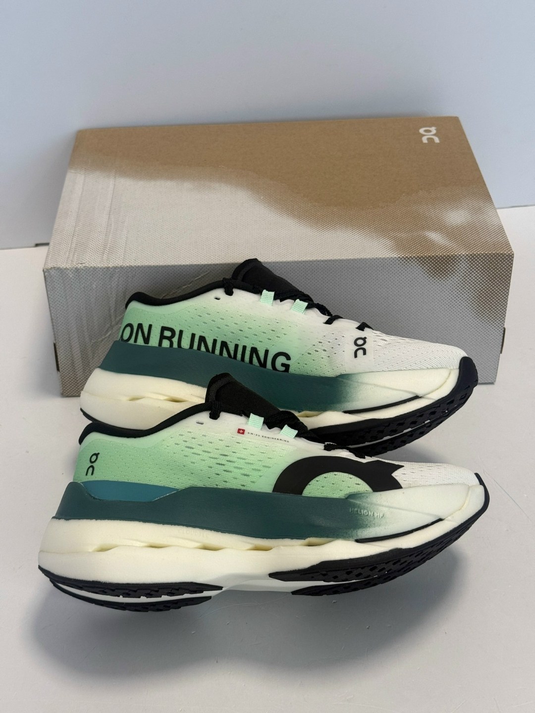 кроссовки,женские кроссовки,кроссовки для бега,кроссовка,оригинальные кроссовки