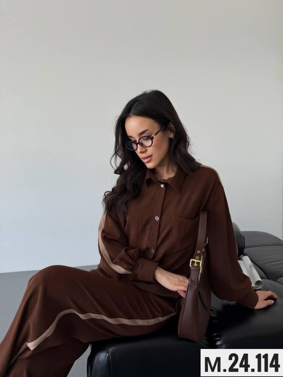 шелковый костюм в пижамном стиле с брюками shokh,брючный костюм,костюм со штанами повседневный,костюм женский брючный,брючный атласный костюм