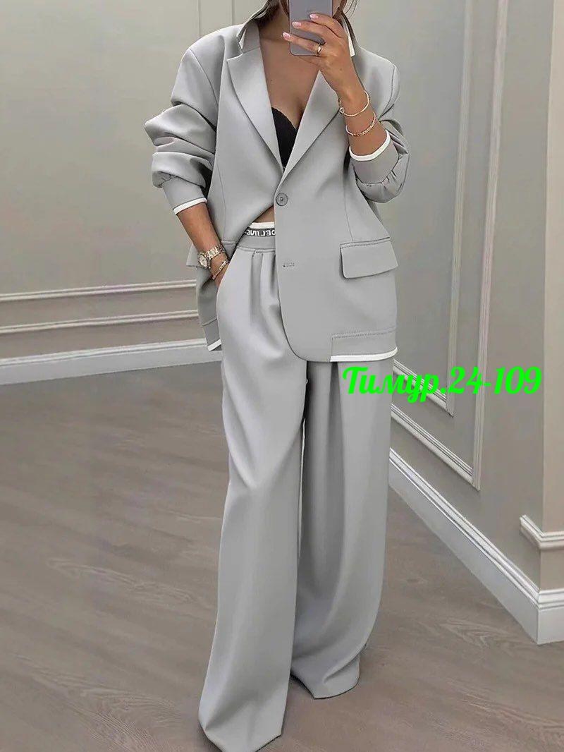 костюм брючный женский классический,костюм женский классический,женские брючные костюмы,стильные костюмы,женский классический брючный костюм голубой