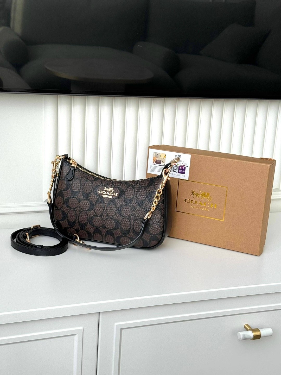 сумка coach на плечо,сумка coach,женская сумка coach,сумка,брендовые сумочки