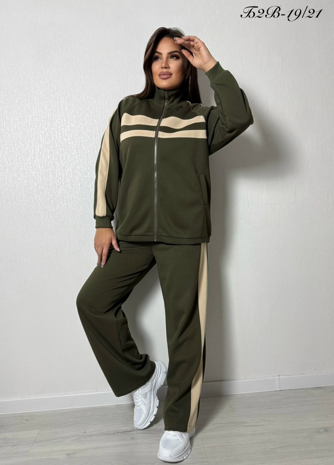 костюм женский,костюм спортивный,спортивный костюм fantazia mod 4964 молочный, светлый коричневый размер 44-54,спортивный костюм женский,костюм с брюками