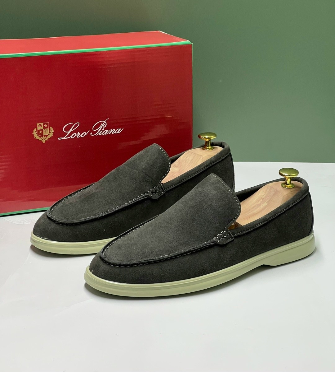 мужские лоферы loro piana,,лоферы loro piana,замшевые лоферы loro piana,лоферы из натуральной замши