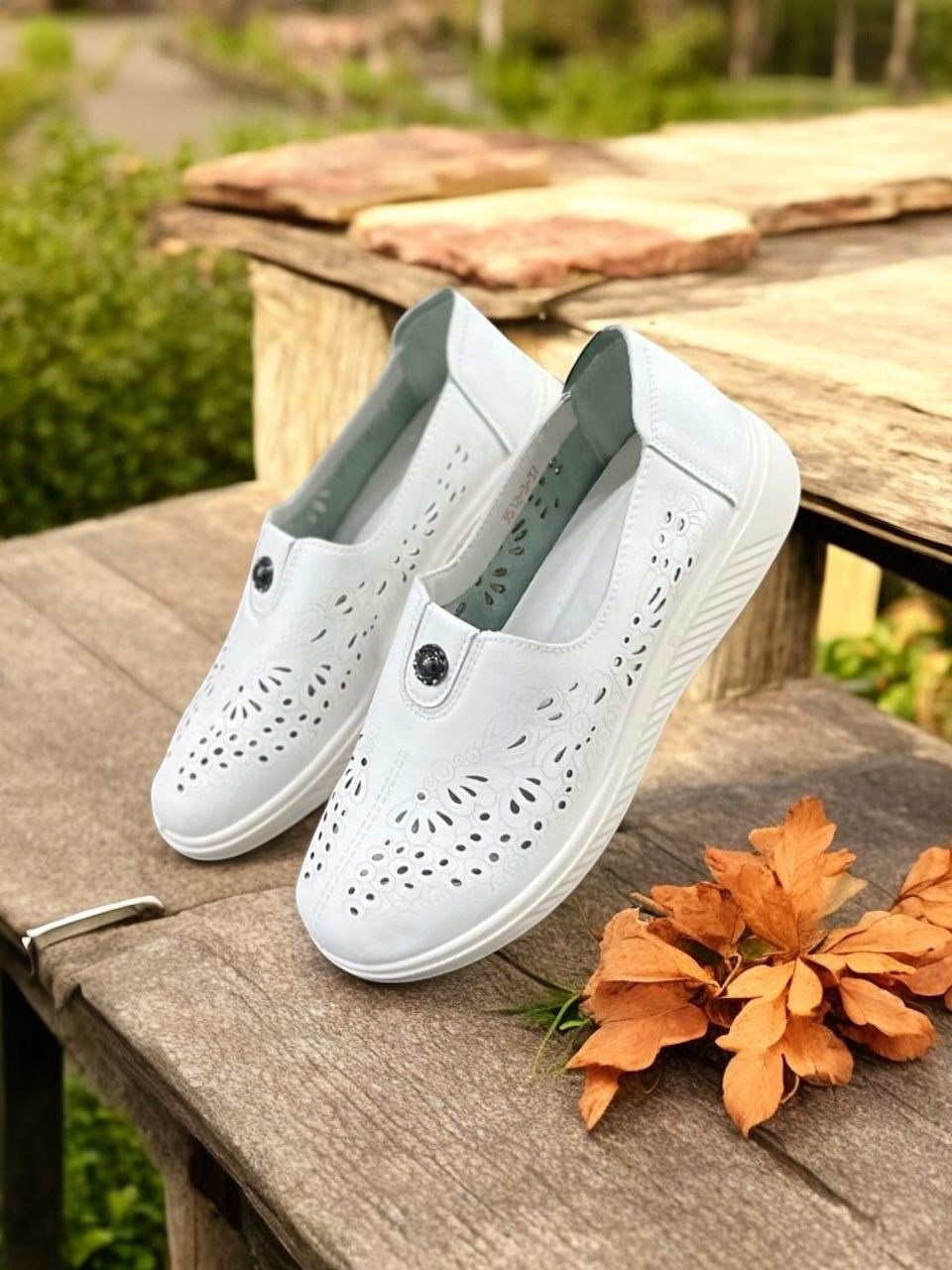 ,туфли женские белые с перфорацией,туфли женские,туфли женские белые кожаные с перфорацией,туфли с перфорацией