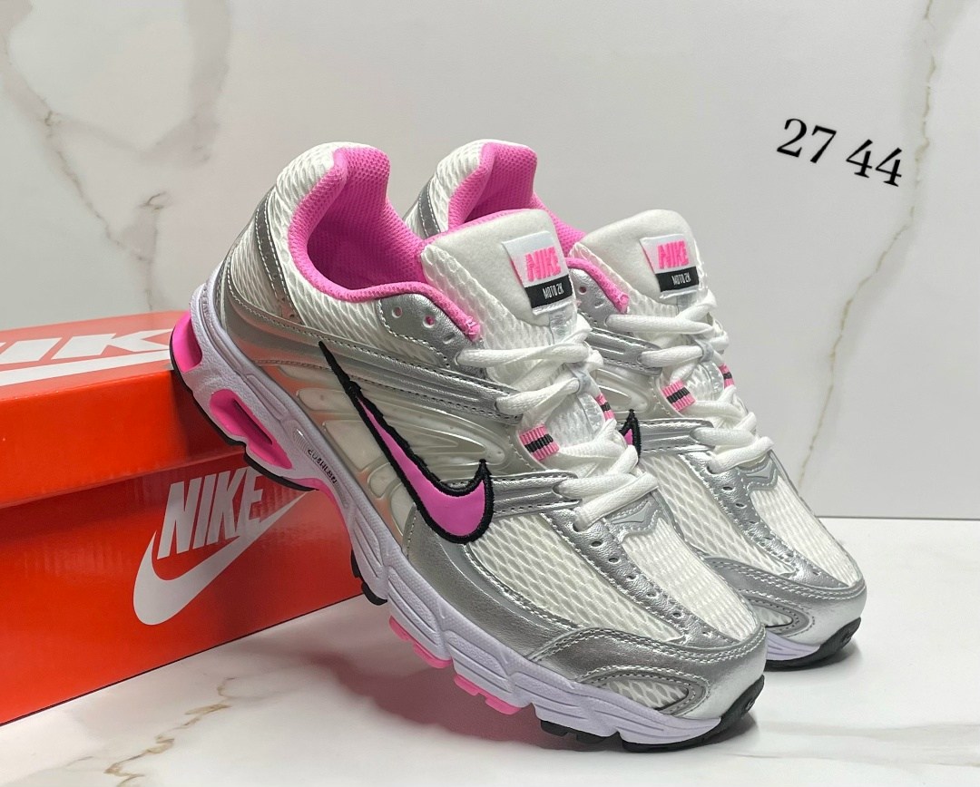 кроссовки nike initiator,кроссовки женские nike,кроссовки,женские беговые кроссовки initiator от finish line nike белый,женские кроссовки nike air max