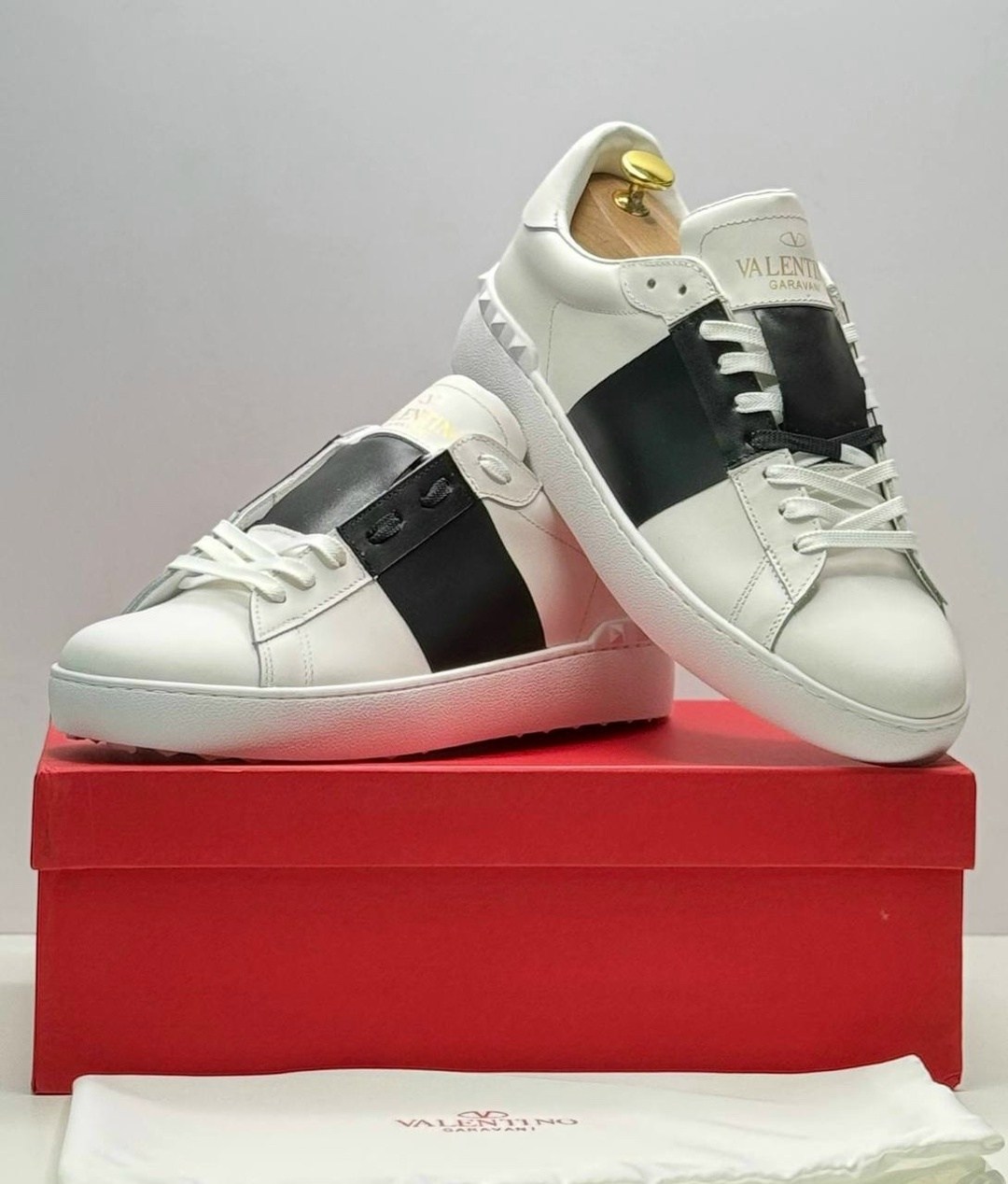 ,valentino кроссовки,кроссовки прада женские, спортивная,женские кроссовки