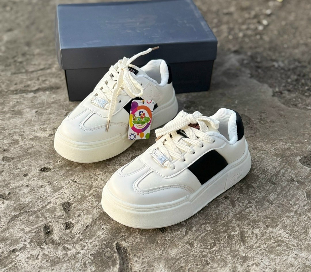 ,женские кроссовки,повседневные кроссовки,кроссовки закрытые,кроссовки низкие