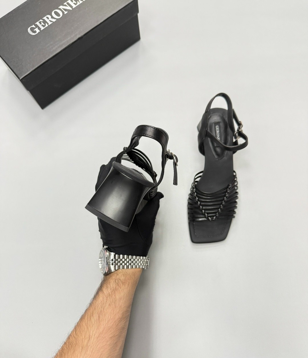 ,босоножки женские,босоножки открытые,босоножки на каблуках,босоножки черные