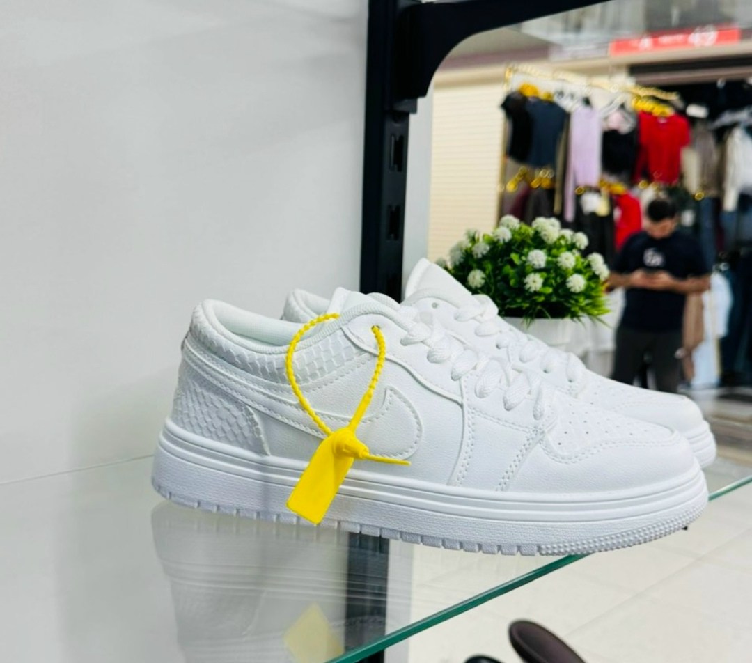 кроссовки,кроссовки женскиe,,кроссовки белые,кроссовки для женщин