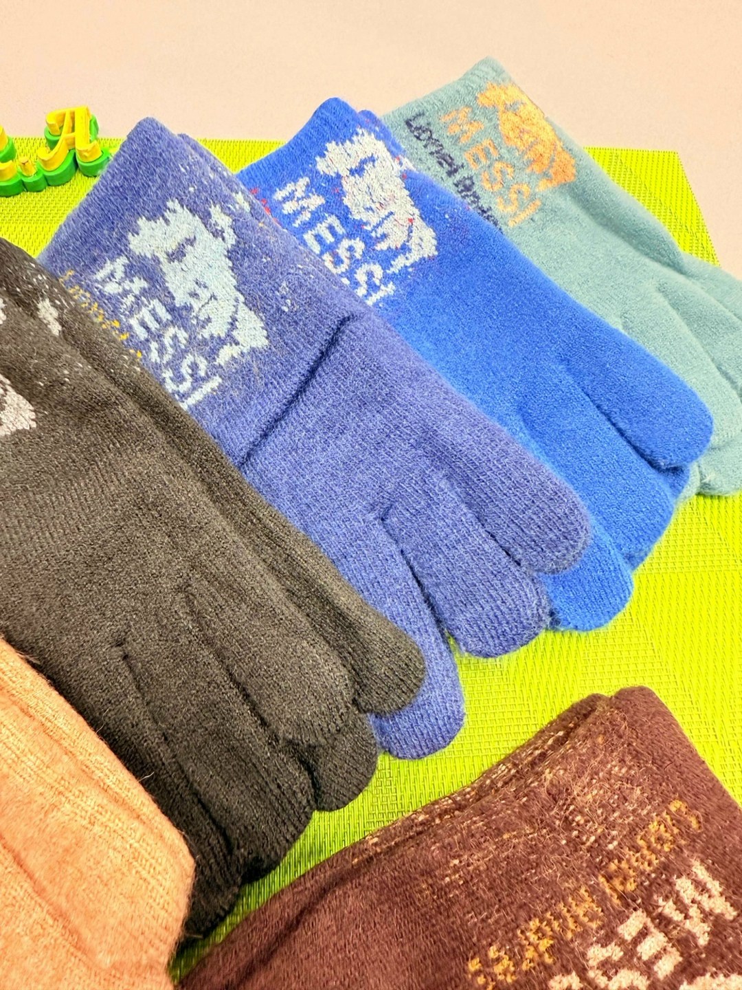 детские перчатки,перчатки детские для мальчика,перчатки для мальчика,перчатки для детей,перчатки и варежки