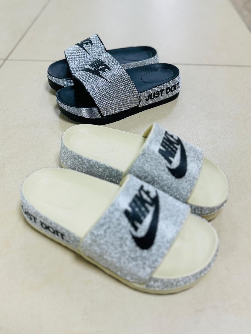 ,шлепки найк,шлепки женские,шлепанцы женские,nike slides
