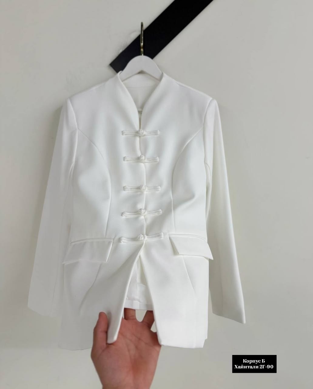 женский пиджак со стойкой воротником,однобортный блейзер с воротником-стойкой dolce & gabbana черный,осенний черный пиджак в китайском стиле с воротником-стойкой,женские жакеты,приталенный жакет