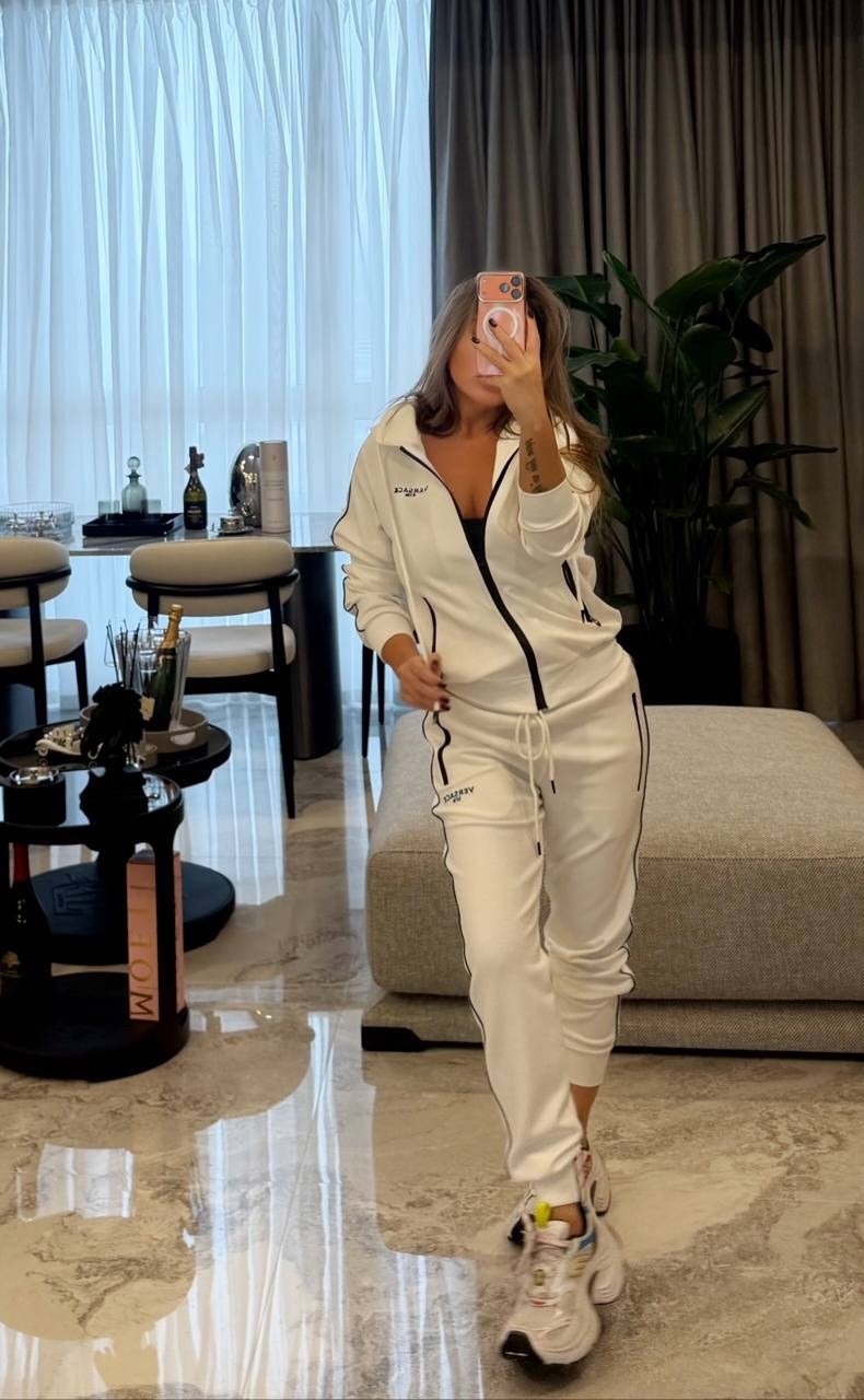 спортивный костюм женский,стильные костюмы,костюм спортивные женские костюмы,женский костюм,костюм спортивный