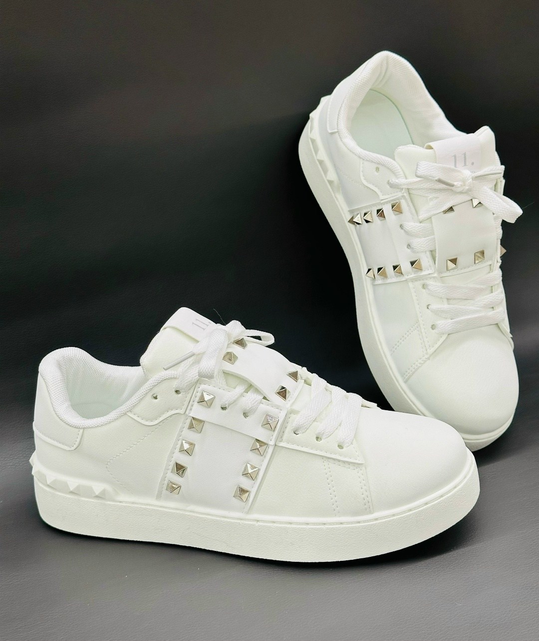 кроссовки женскиe,белые женские кроссовки,кеды женские,кроссовки с белой подошвой,белые кроссовки