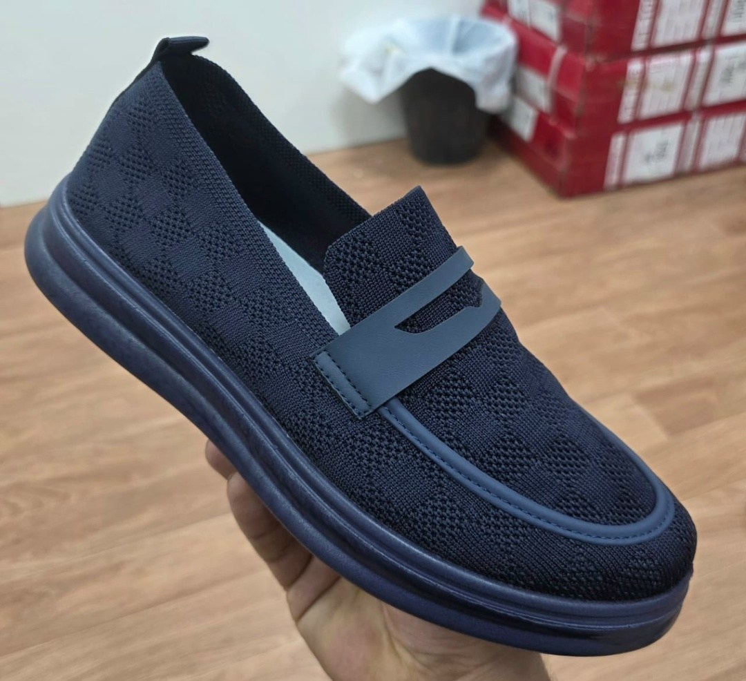 слипоны мужские,мокасин мужские,,мужская ,мокасины с перфорацией