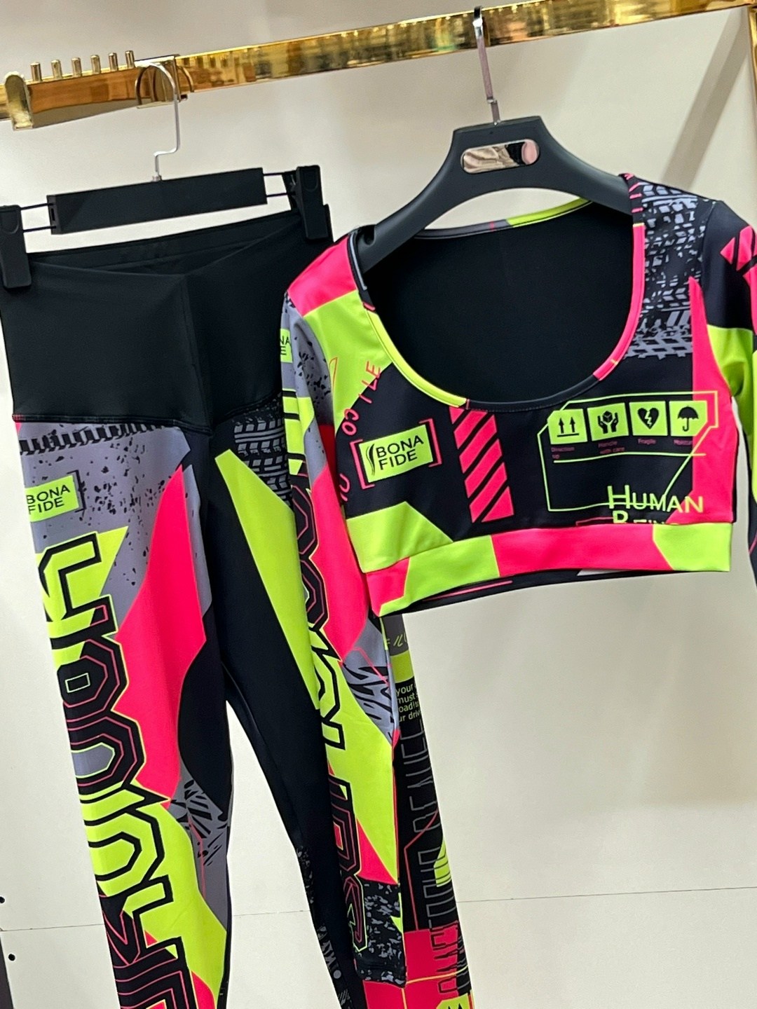 костюм для фитнеса,костюм для фитнеса женский,одежда для фитнеса,bellatica одежда для фитнеса,спортивная одежда для фитнеса