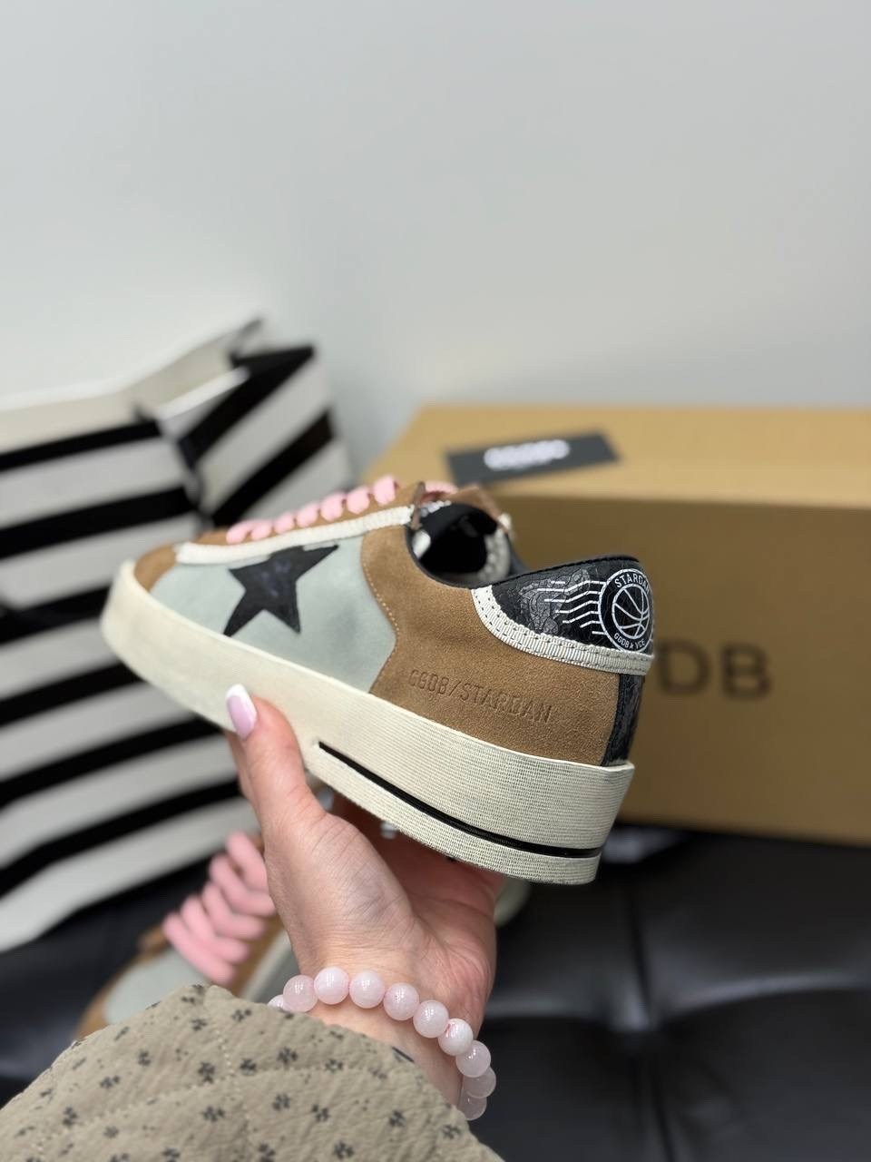 golden goose кеды stardan коричневый,,golden goose кеды superstar со вставками коричневый,кроссовки golden goose,кеды golden goose