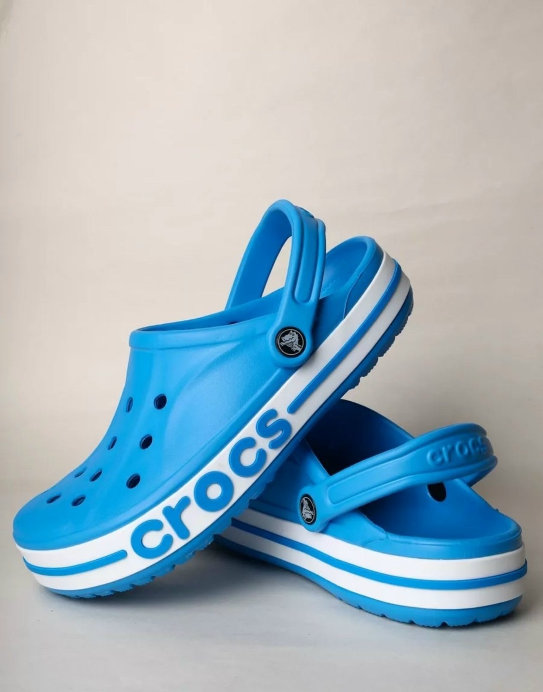 сабо crocs classic,сабо crocs,crocs 205089 280(2),сабо crocs bayaband clog,кроксы голубые