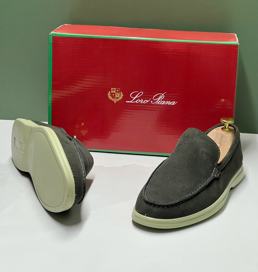 мужские лоферы loro piana,,лоферы loro piana,замшевые лоферы loro piana,лоферы из натуральной замши