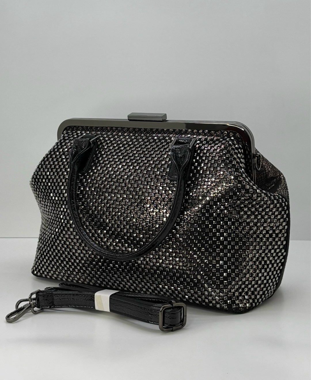 сумка,сумка женская,сумка со стразами,polina eiterou клатч черный,сумка вечерний клатч