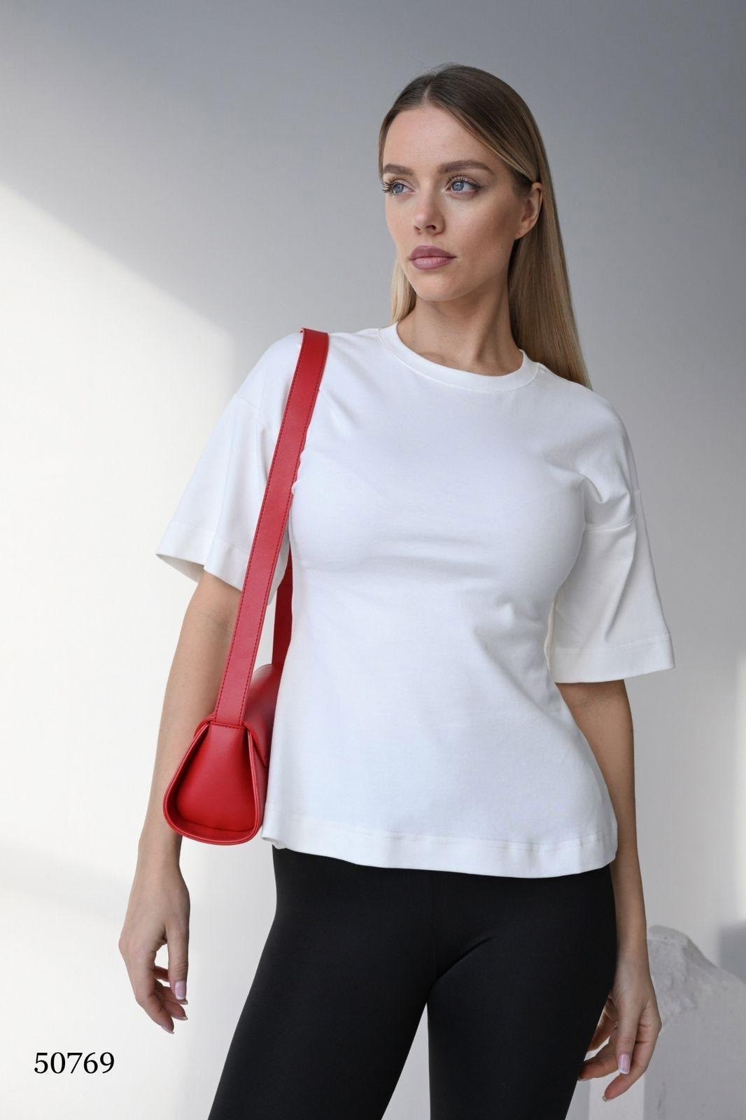 футболки женская,женская базовая футболка,женская футболка оверсайз,коричневая футболка,базовая однотонная женская футболка