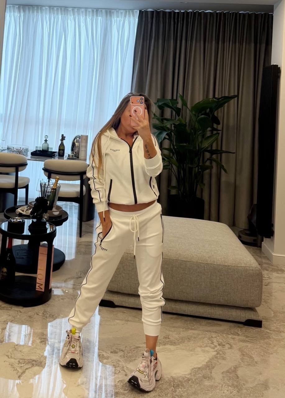 спортивный костюм женский,стильные костюмы,костюм спортивные женские костюмы,женский костюм,костюм спортивный