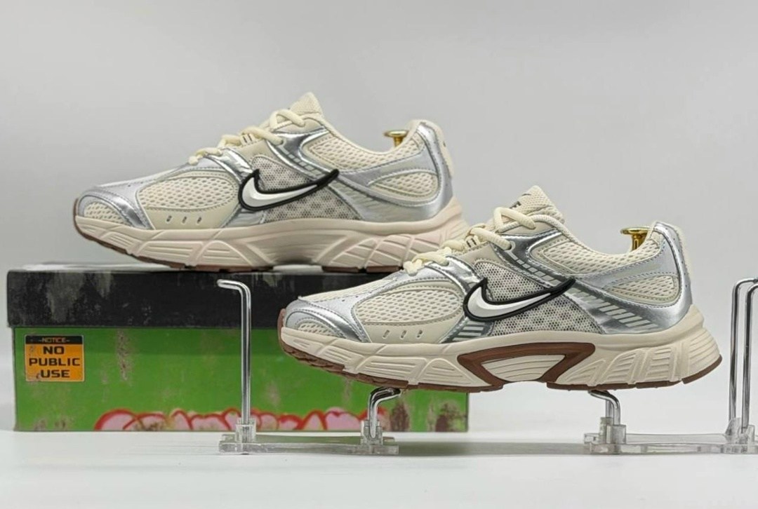 nike кроссовки,кроссовки женские nike,кроссовки nike v2k run,женские кроссовки,кроссовки