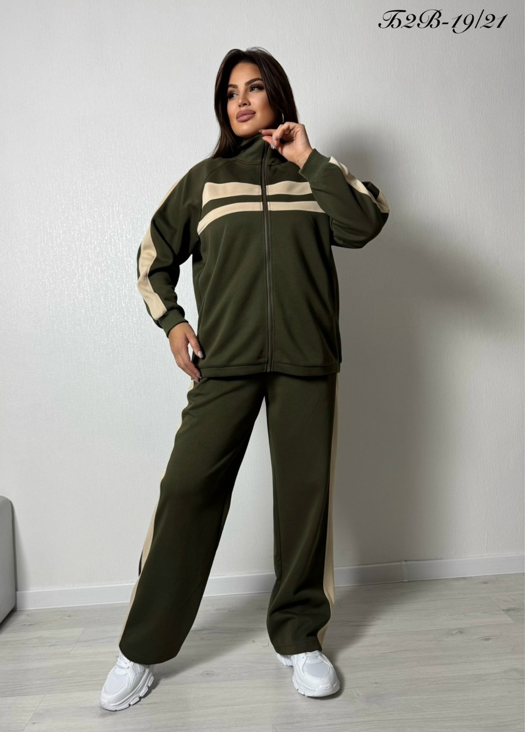 костюм женский,костюм спортивный,спортивный костюм fantazia mod 4964 молочный, светлый коричневый размер 44-54,спортивный костюм женский,костюм с брюками