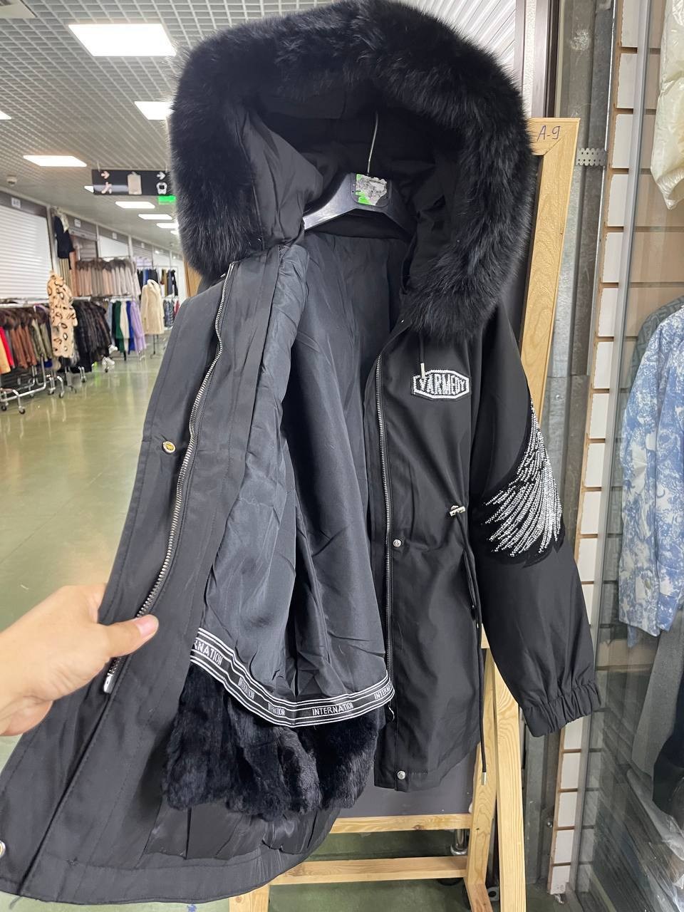парка куртка с натуральным мехом,куртка женская зимняя,куртка демисезонная,стильная куртка,парка женская с натуральным мехом