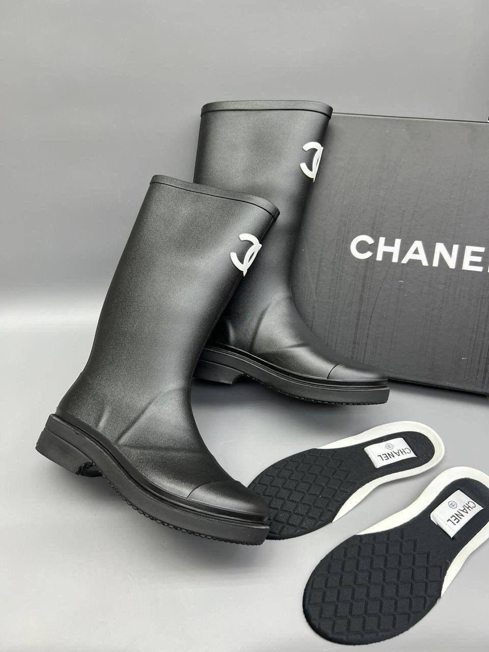 резиновые сапоги chanel,шанель сапоги резиновые защита от дождя и снега,резиновые непромокаемые ботинки chanel,шанель сапоги резиновые,сапоги chanel