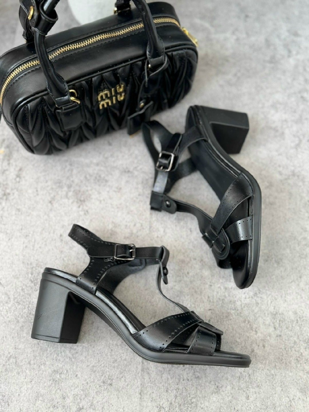 босоножки открытые,босоножки женские,босоножки летние,стильные босоножки,каблуки босоножки