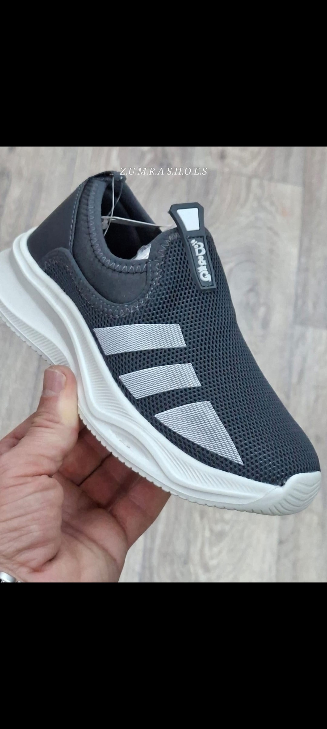 кроссовки adidas,кроссовки,спортивная ,слипы ,детские кроссовки