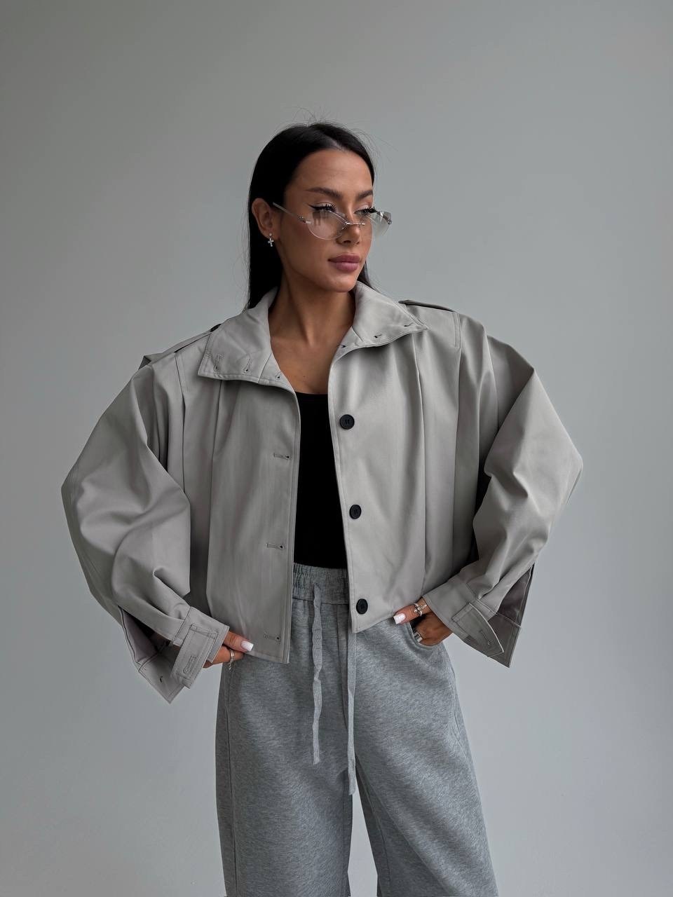 куртка свободного кроя,повседневная куртка,куртка модная,оверсайз куртка,куртка с карманами