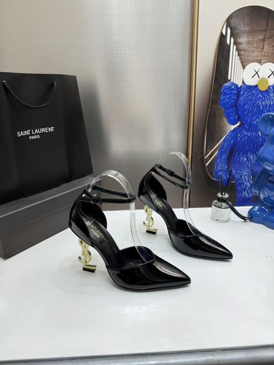 туфли yves saint laurent,босоножки yves saint laurent,saint laurent туфли,каблуки ив сен лоран,туфли ив сен лоран