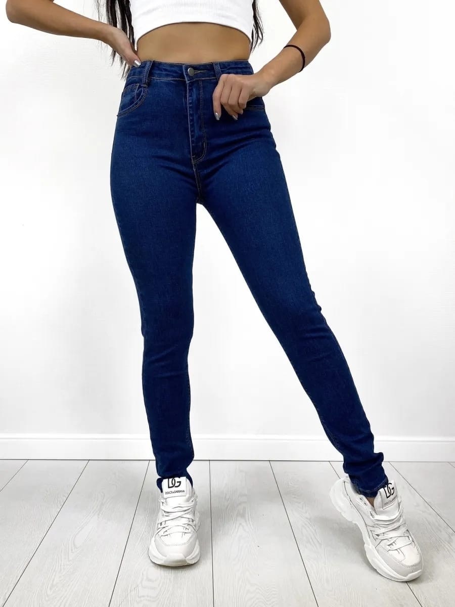 джинсы женские,зауженные джинсы женские,женские джинсы мом,стильные джинсы,женские джинсы с высокой талией