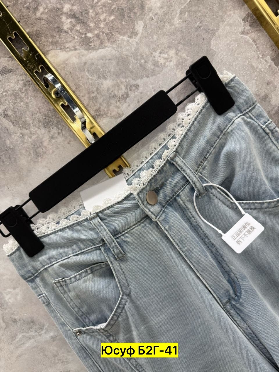 женская футболка,женская футболка белая,футболки белые,базовая женская футболка,футболка