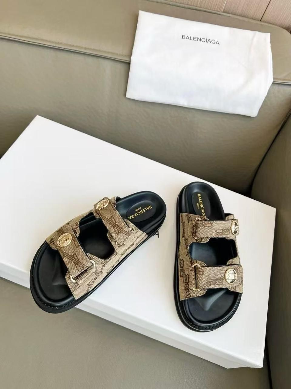 шлепанцы balenciaga,босоножки balenciaga,сандалии balenciaga,ботинки balenciaga,шлепанцы balenciaga черные