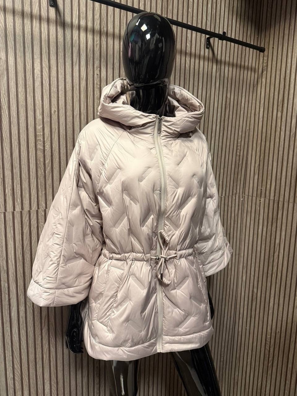 куртка стеганая оверсайз с капюшоном okxana utova brand,куртка стеганая оверсайз с капюшоном okxana utova brand 280179549,куртка демисезонная с капюшоном oversize okxana utova brand,женская куртка,кур