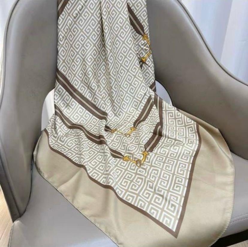 брендовый платок,женский платок,шелковые платки,шелковый шарф,шарфы для женщин