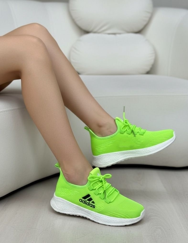 кроссовки женскиe,кроссовки adidas,,кроссовки женские adidas,спортивная