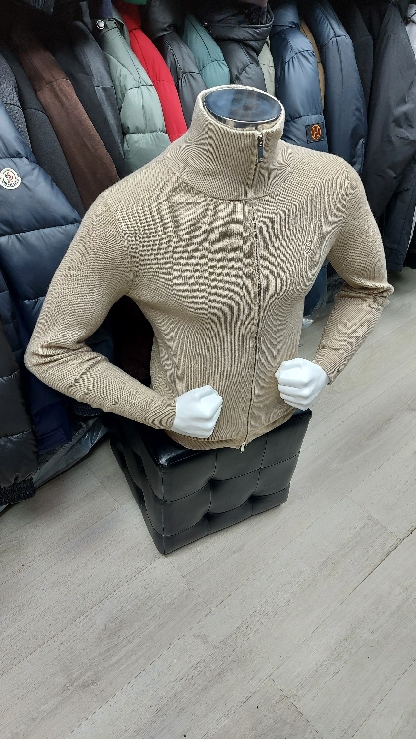 кардиган cortigiani бежевый,мужская кофта,мужские свитера,кофта с воротом мужская,мужской кардиган