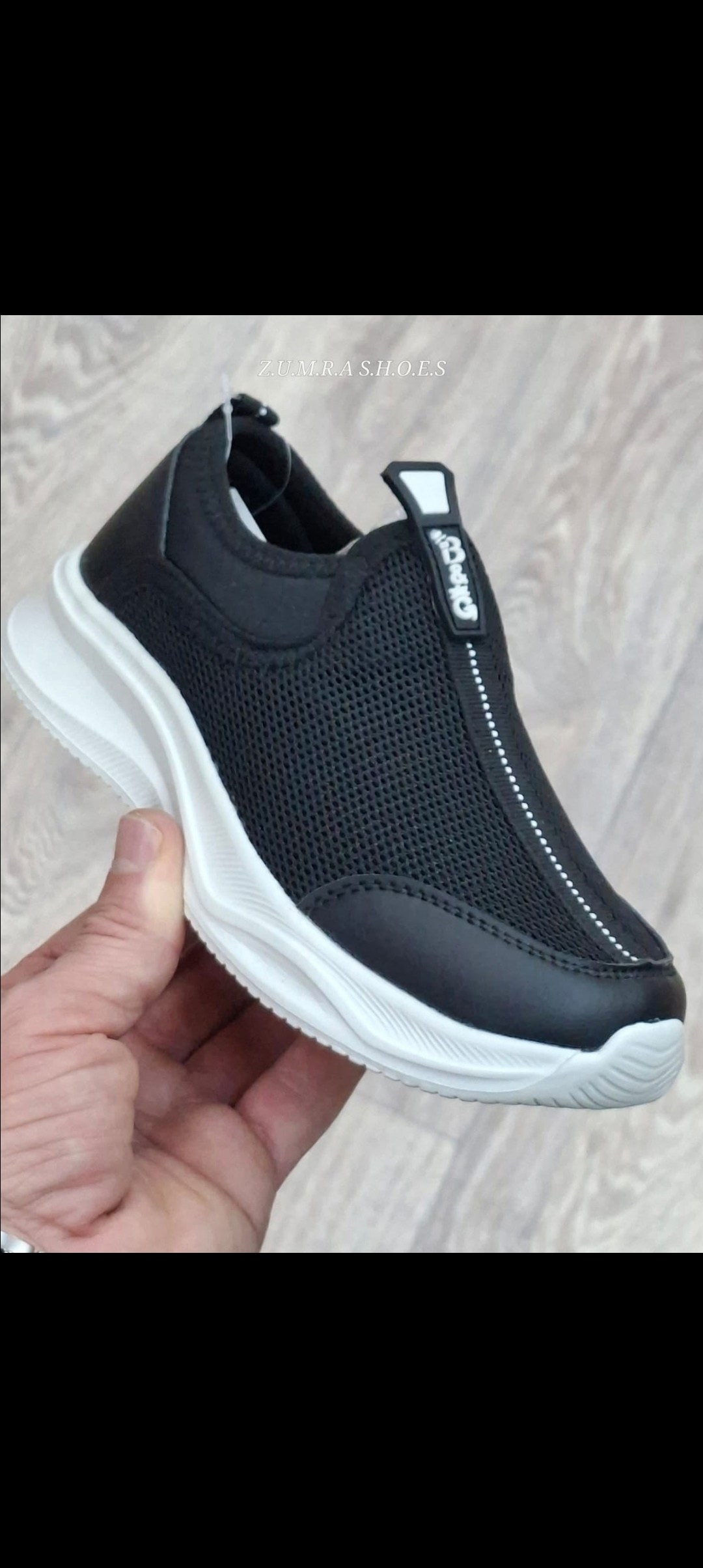 кроссовки adidas,кроссовки,спортивная ,слипы ,детские кроссовки