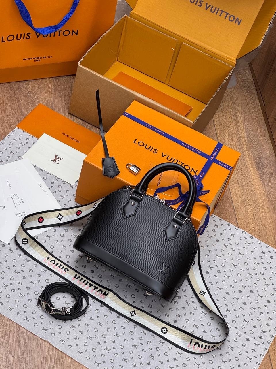 сумка louis vuitton,сумка женская louis vuitton,сумки луи виттон,сумочка луи виттон,сумки брендовая