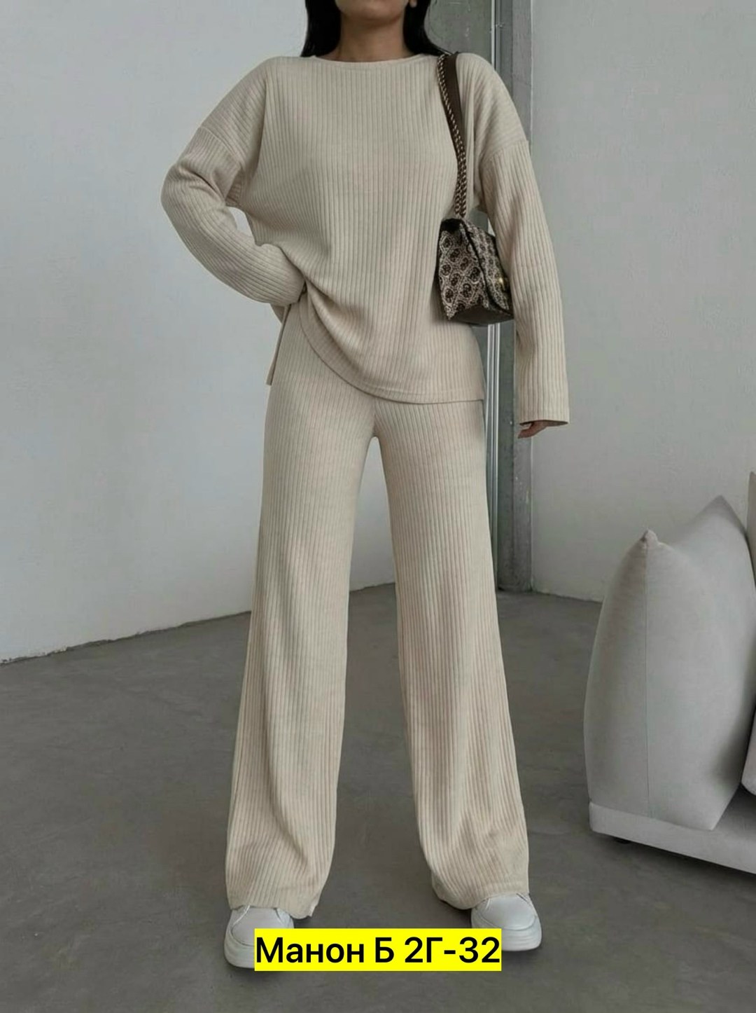 повседневная рубашка,повседневные брюки,трикотажные брюки,женская рубашка