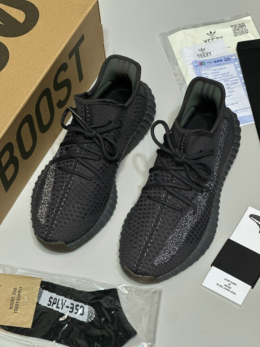 кроссовки adidas yeezy boost 350,кроссовки adidas yeezy boost,adidas yeezy boost 350 v 2,adidas yeezy boost 350,yeezy boost 350 v 2