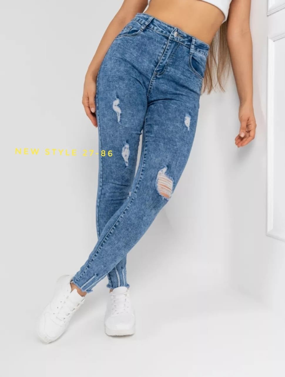 джинсы женские,одежда джинсы,яркий свитер,вязаный свитер градиентом,вязаные свитера