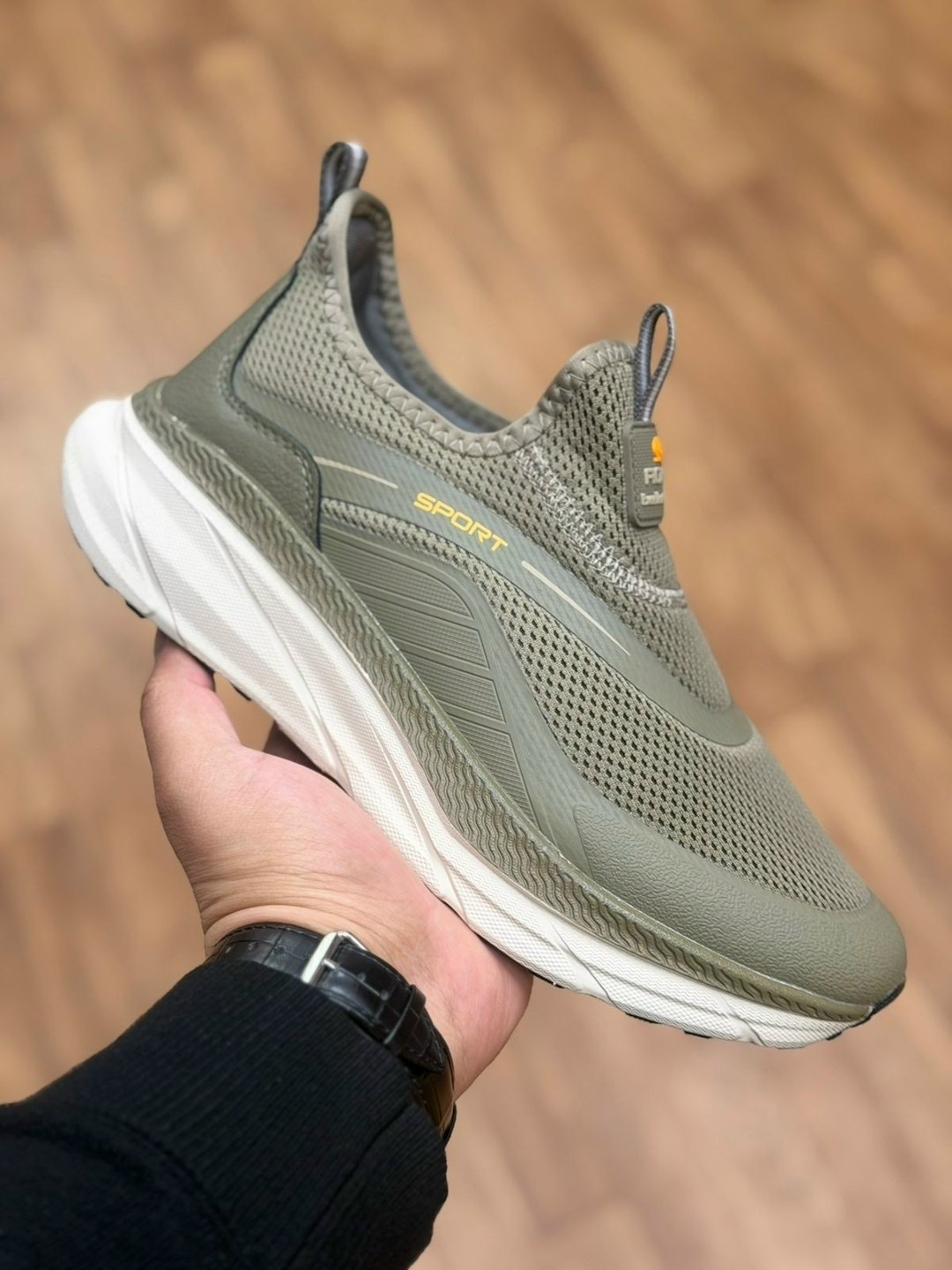 кроссовки,спортивная ,мужские кроссовки skechers,кроссовка мужской,